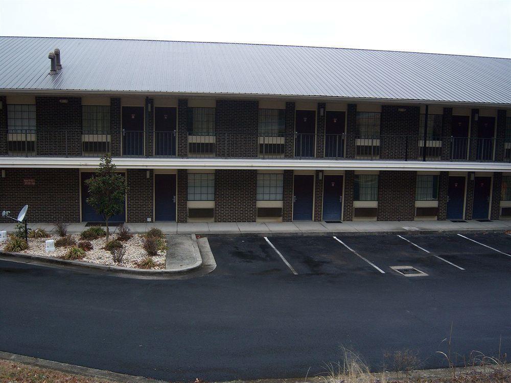 Days Inn Guntersville Εξωτερικό φωτογραφία